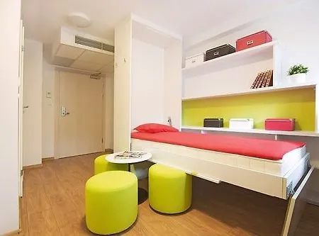 Starter 24 Apartament *